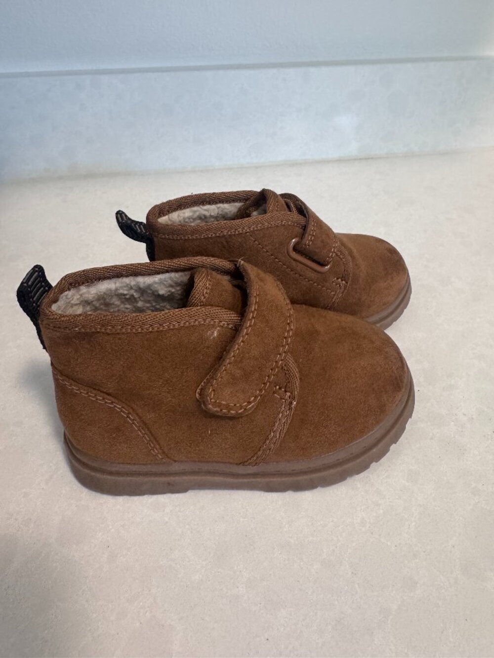 Cat & Jack Toddler Boots - Size 6